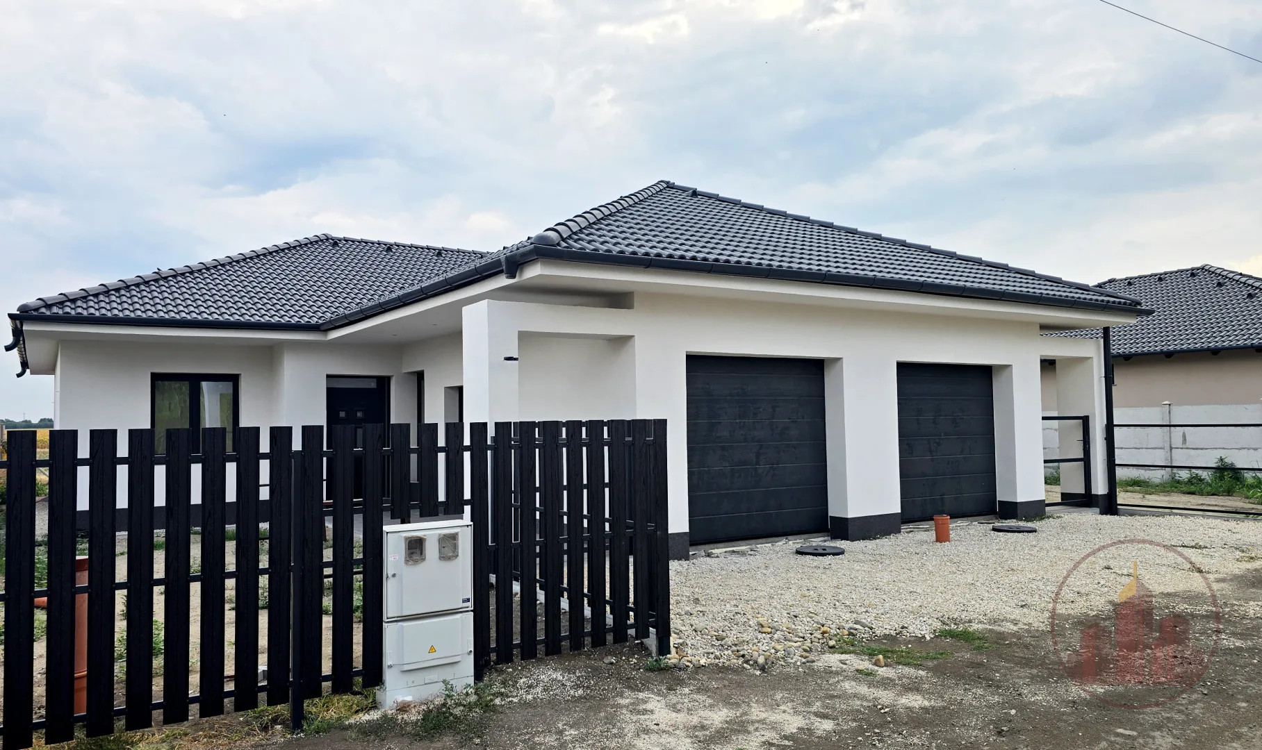 Nyáregyháza - Új építésű Ikerház - 3 szoba + Garázs
