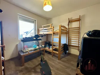 Délegyházán Eladó 5 szobás Sorházi Lakás – 15. kép