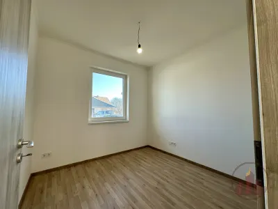 Eladó Szigetszentmiklós, kedvelt részén, 5 szobás ÖNÁLLÓ Családi-ház. – 22. kép