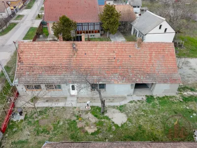 Eladó Önálló Ház, praktikus elrendezéssel, tágas udvarral – 4. kép