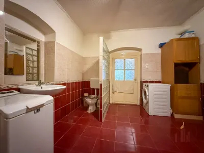 Eladó Önálló Ház, praktikus elrendezéssel, tágas udvarral – 16. kép