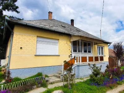 Frissen tető-szigetelt Somogy megyei családi ház eladó, hátsó kerttel, panorámával! – 2. kép