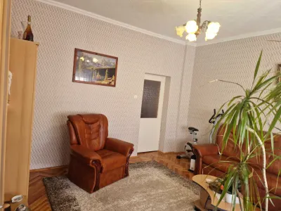 Napelemes családi ház – 16. kép