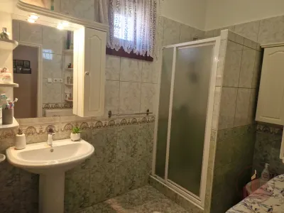 Napelemes családi ház – 17. kép