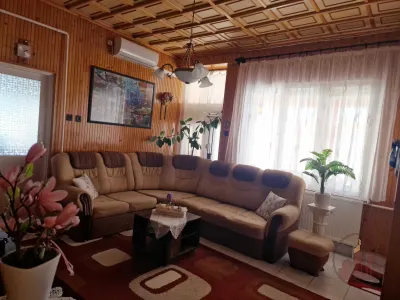 Napelemes családi ház – 7. kép