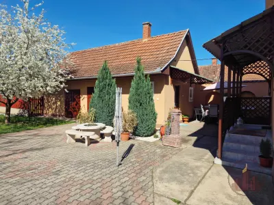 Napelemes családi ház – 3. kép