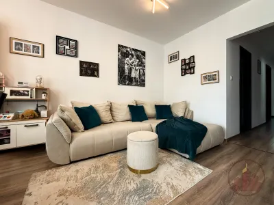 Újszerű, erdőszéli ikerházrész Vácrátóton, 550 m² kerttel, 2 fürdővel, pergolás terasszal – 6. kép