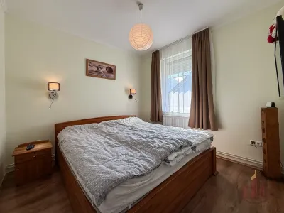 Kandallós, kulcsrakész családi ház Szadán – önálló, 564 m² telek, garázzsal – 15. kép