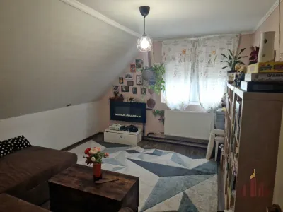 Kérgenerációs családi ház Tököl frekventált részén – 12. kép