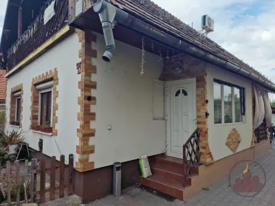 Kérgenerációs családi ház Tököl frekventált részén – 2. kép