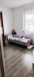 4 szobás ikerház Taksony kedvelt lakóparkjában – 19. kép