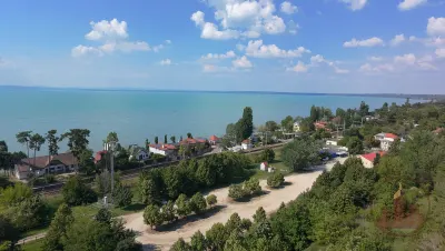 Lakni, Pihenni, Nyaralni – pár percre a Balaton partjától!