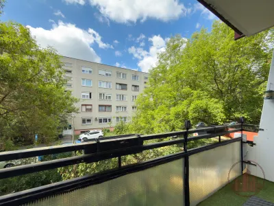 Felújított lakás az első emeleten, csendes nyugodt környezetben – 26. kép
