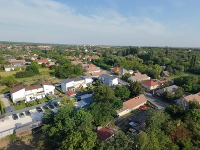 Gyömrő központjában eladó egy újszerű, egyszintes, 4 szobás, dupla-komfortos önálló családi ház. – 26. kép