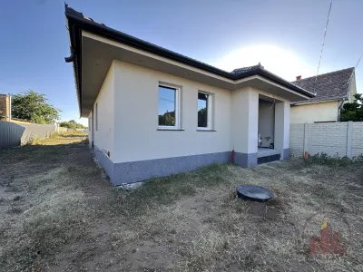 Önálló - Új Építésű Ház - Ezt nézze meg! A épület