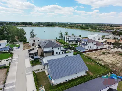 Eladó Dunaharaszti egyik legkedveltebb, zárt és őrzött lakóparkjában Prémium Otthon – 2. kép