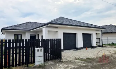 Nyáregyháza - Új építésű Ikerház - 3 szoba + Garázs