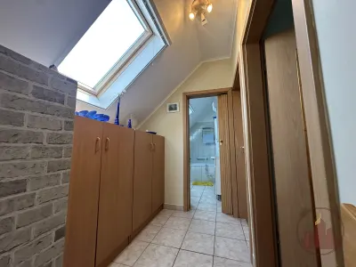 Tárolókapcsolatos sorházi lakás, saját 160 m2 kertrésszel eladó – 21. kép
