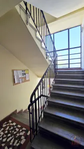 Eladó lakás a Központhoz közel – 3. kép