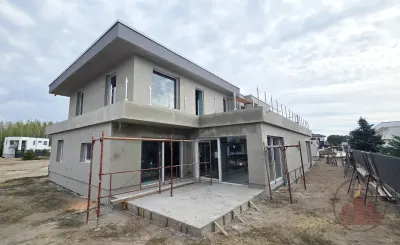 Dunaharaszti - Lakjon új építésű Ikerházban Tópart közelében (1-es lakás)