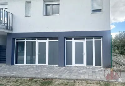 Utcafront kapcsolatos Üzlethelyiség ... és külön IRODA eladó Dunaharaszti központjában! – 6. kép