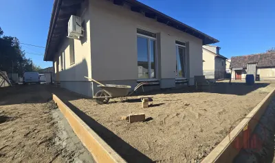 3 szobás ikerház, közös fal nélkül, fűtött garázzsal – 5. kép