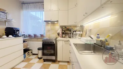 Érd központjához közel, kiváló elosztású és műszaki állapotú 4 szobás lakás 24 m2-es erkéllyel! – 13. kép