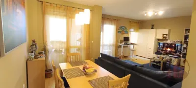 Érd központjához közel, kiváló elosztású és műszaki állapotú 4 szobás lakás 24 m2-es erkéllyel!