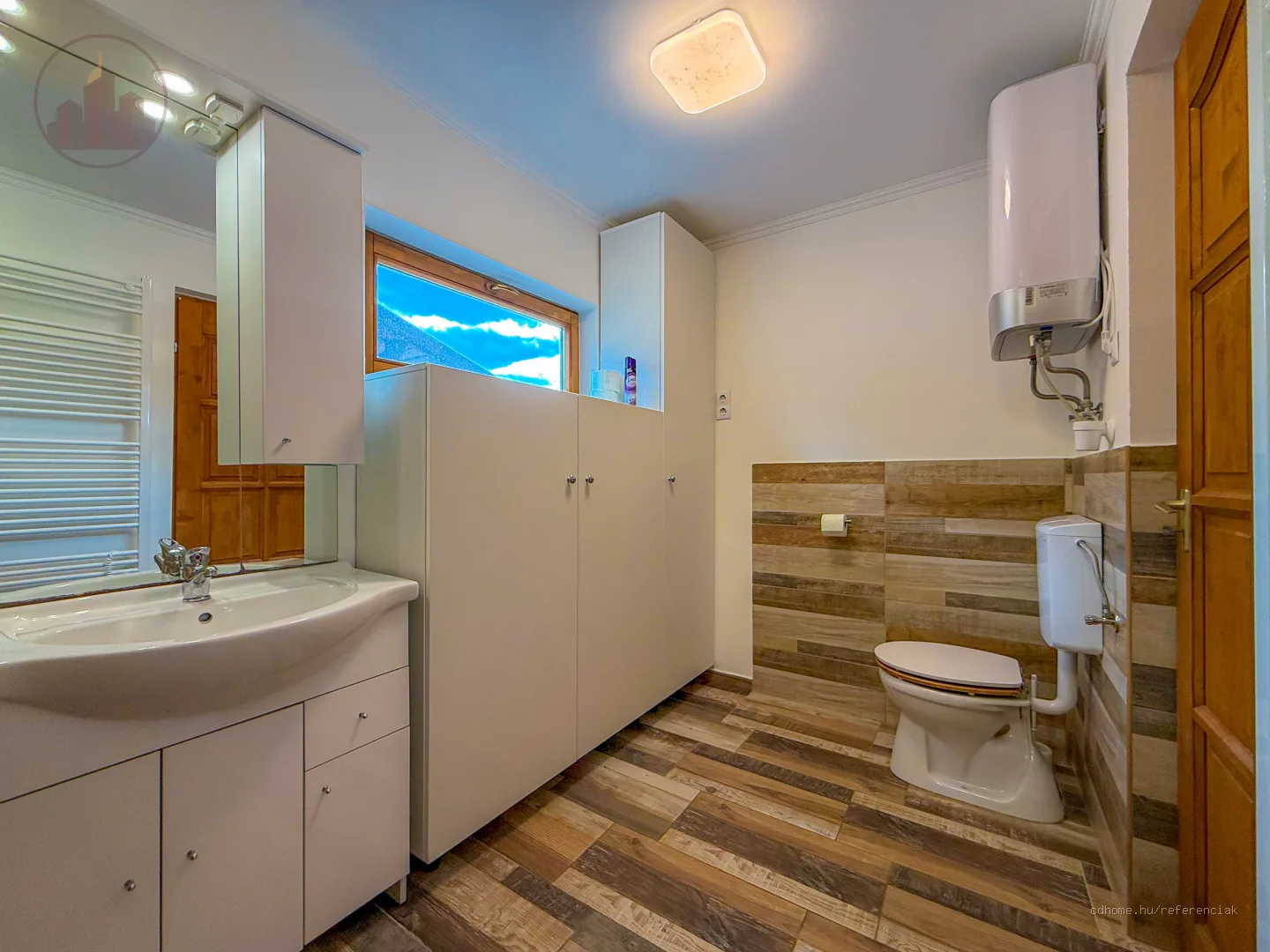 Egyedi tervezésű pince és otthonos faház, karnyújtásnyira a vízparttól, saját stéggel - kép 8