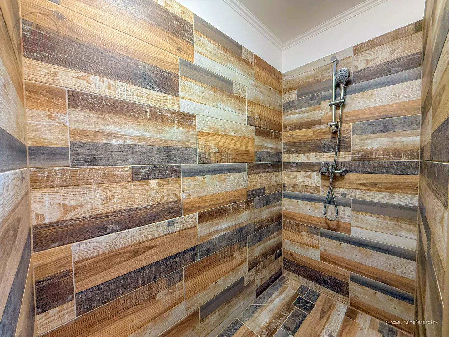 Egyedi tervezésű pince és otthonos faház, karnyújtásnyira a vízparttól, saját stéggel - kép 9